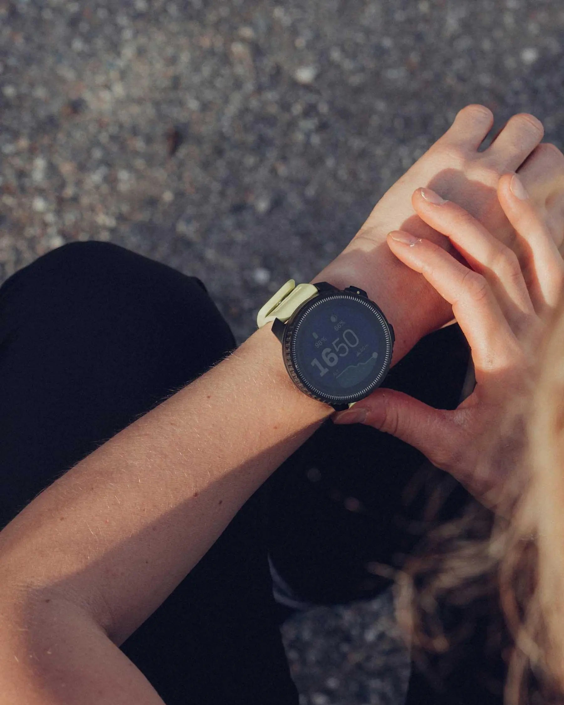 Suunto Vertical in Limettenschwarz